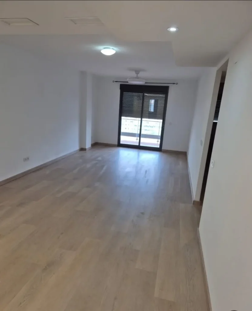Suelo laminado en salón